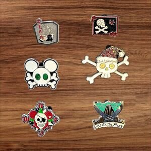6 Pirates of the Carribean Disney Parks Trading Pins, Plus 2 Bonus Pins